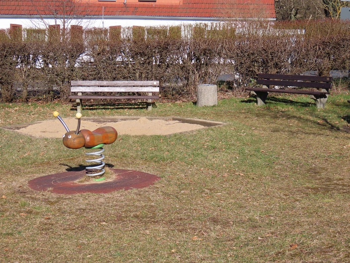 2025 03 19 Spielplatz Massaneier Straße (1).JPG