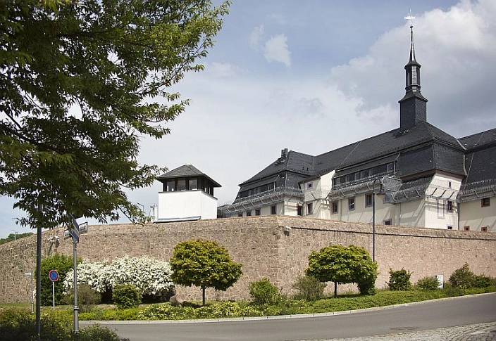 Schlossmauer der JVA Waldheim